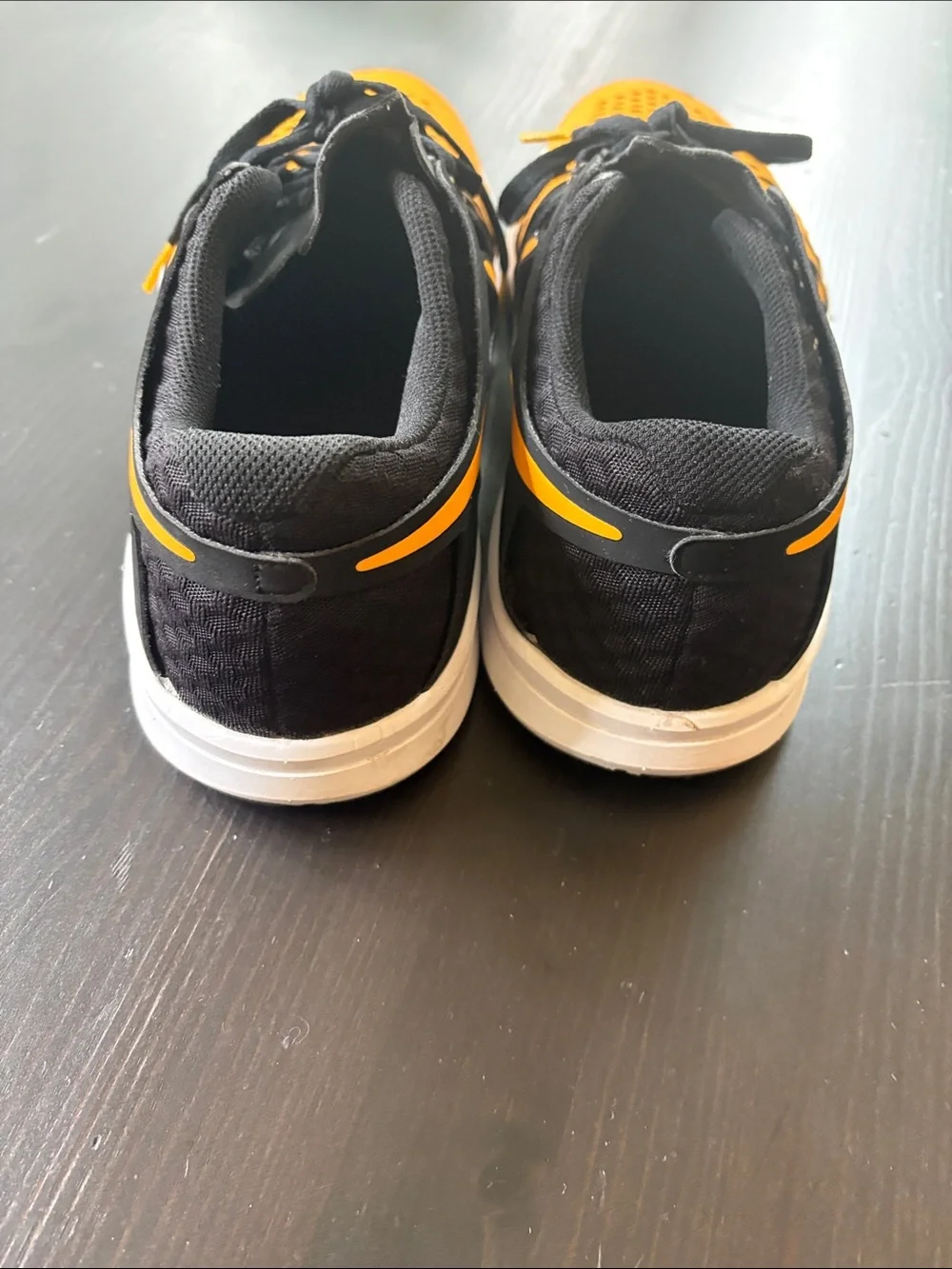 Nike limited edition steelers shoes size 13 only ever worn once